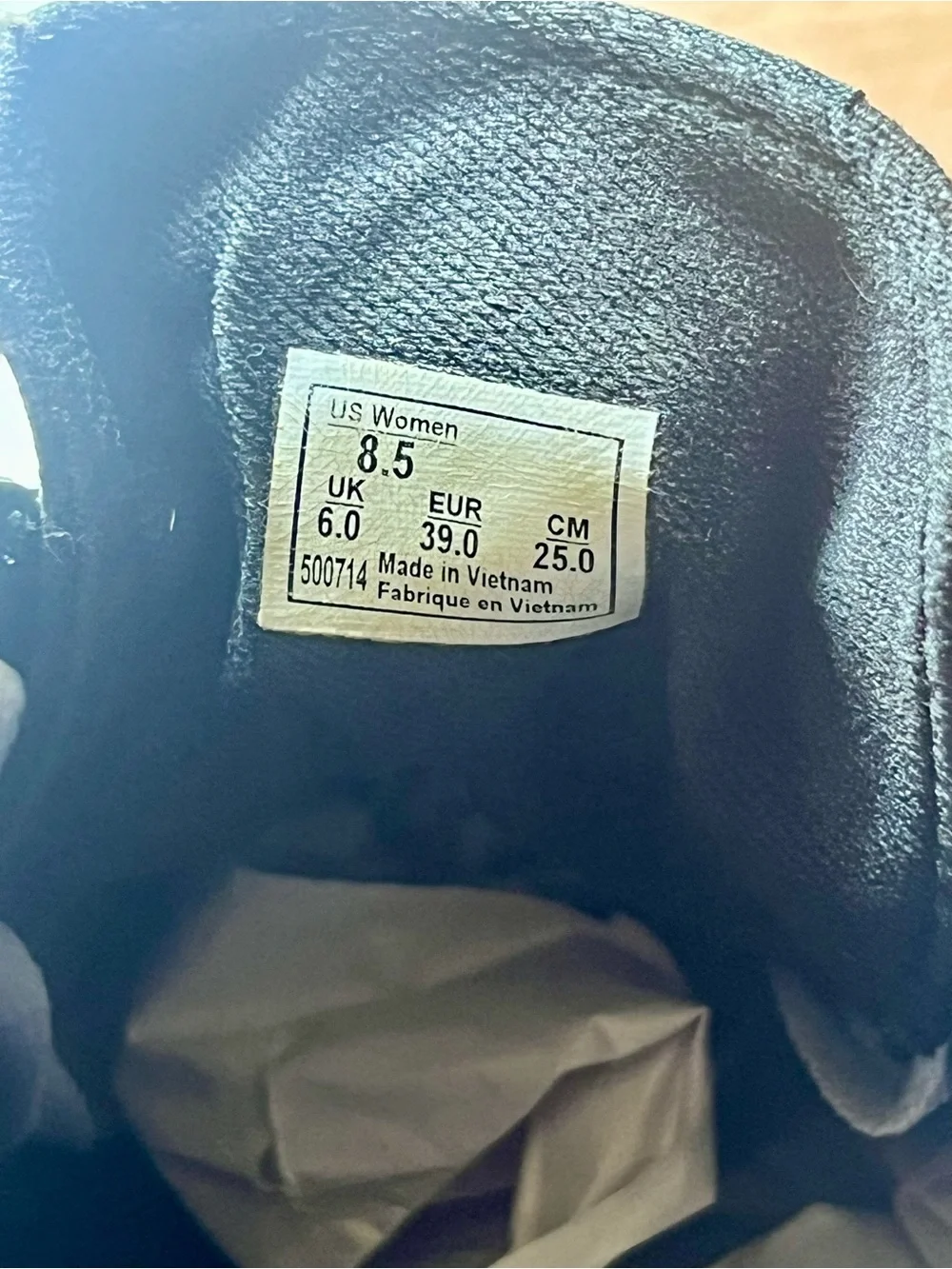 Women’s Vans Ward (Canvas) Sneakers